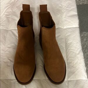Brown Women's Chelsea Boots